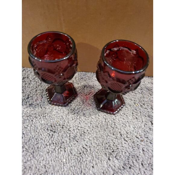Avon 1876 Cape Cod / Ruby red wine goblet Fragrance Candelette holder - Picture 3 of 3